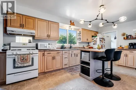 6 Standaert Road Chatham ON N7M 5J7