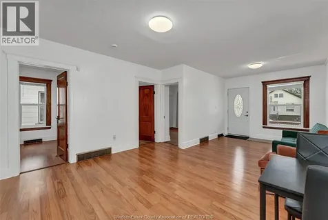 1166 Pierre Avenue Windsor ON N9A 1L4