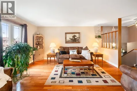 42 William Avenue Kingsville ON N9Y 3T4