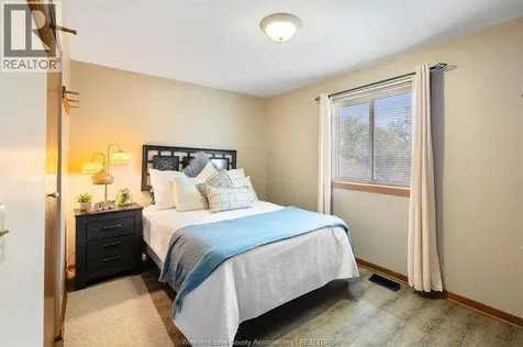 42 William Avenue Kingsville ON N9Y 3T4