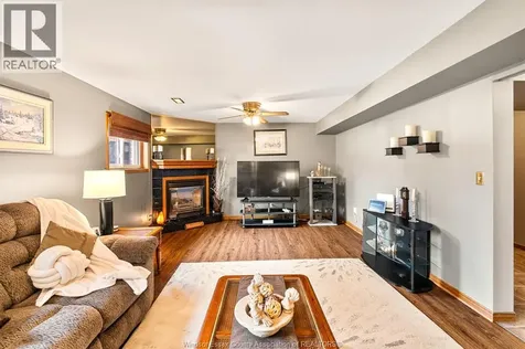 42 William Avenue Kingsville ON N9Y 3T4