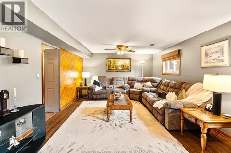 42 William Avenue Kingsville ON N9Y 3T4