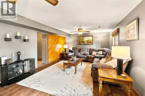 42 William Avenue Kingsville ON N9Y 3T4