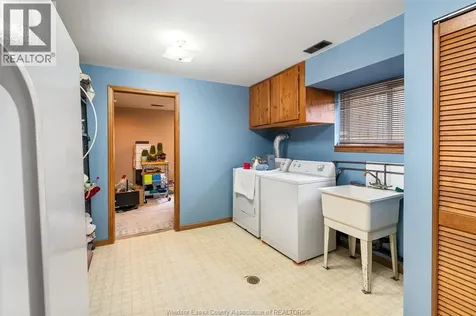 42 William Avenue Kingsville ON N9Y 3T4