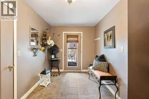 42 William Avenue Kingsville ON N9Y 3T4