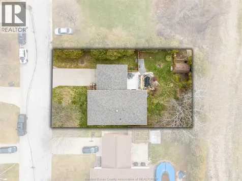 42 William Avenue Kingsville ON N9Y 3T4
