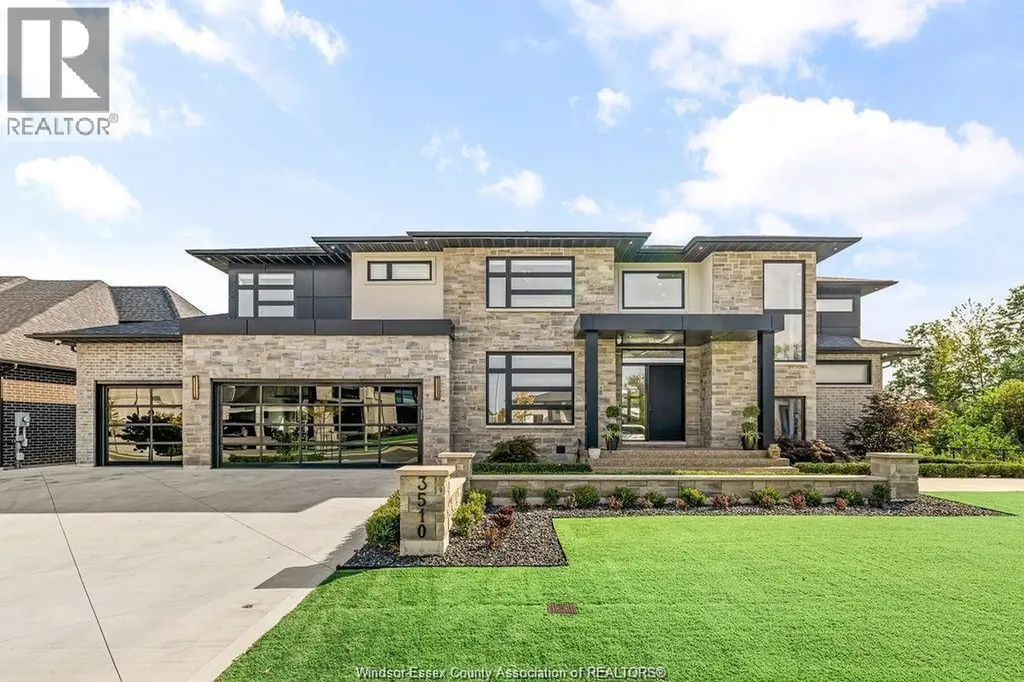 3510 Fiorina Street Lasalle ON N9H 0M9