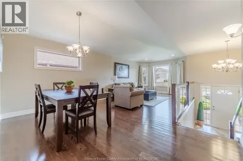 1423 Oakwood Lakeshore ON N0R 1A0