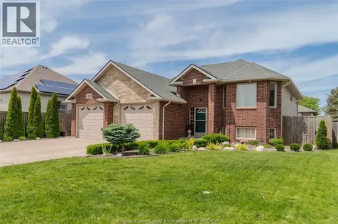 1423 Oakwood Lakeshore ON N0R 1A0