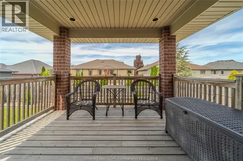 1423 Oakwood Lakeshore ON N0R 1A0