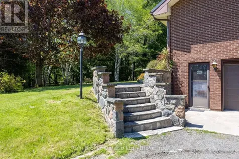 4301 Squair Road Clarington ON L0B 1J0