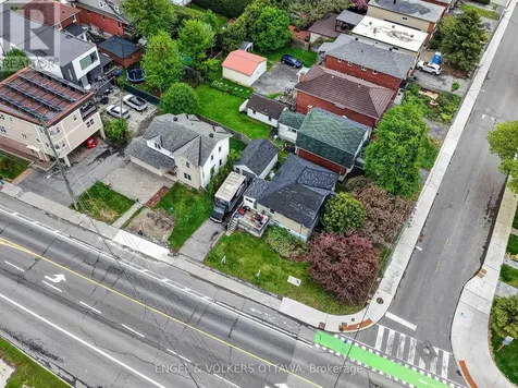 1 Caroline Avenue Ottawa ON K1Y 0S8