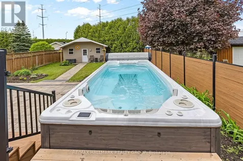 2106 Liska Street Ottawa ON K4A 4J6