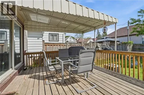 276 Roxborough Avenue Hamilton ON L8H 1P7