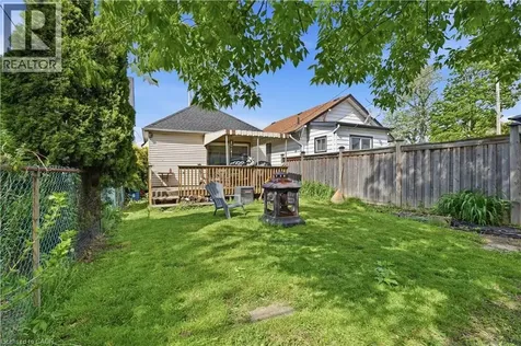 276 Roxborough Avenue Hamilton ON L8H 1P7