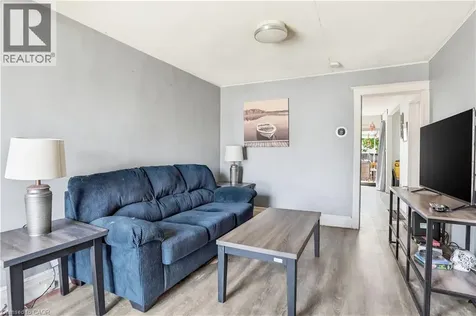 276 Roxborough Avenue Hamilton ON L8H 1P7