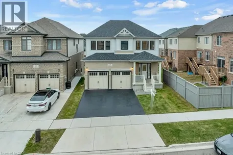 43 Sugar Trail Kitchener ON N2R 0S5