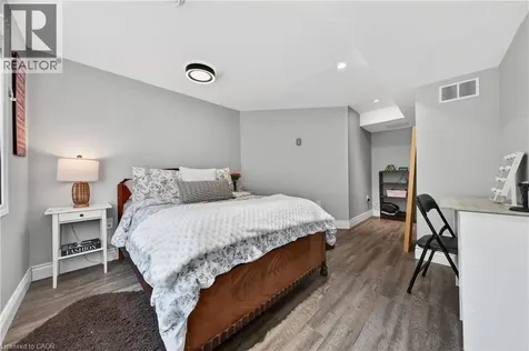 111 Hume Drive Cambridge ON N1T 1N3
