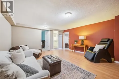 120 Lorraine Avenue Kitchener ON N2B 2N2