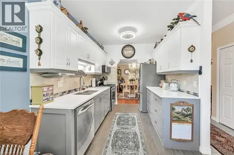 20 Kitty Murray Lane Ancaster ON L9K 1L7