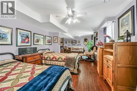 20 Kitty Murray Lane Ancaster ON L9K 1L7