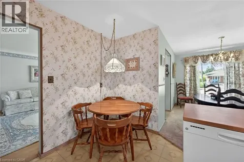 38 Tyrone Drive Hamilton ON L9C 2M7