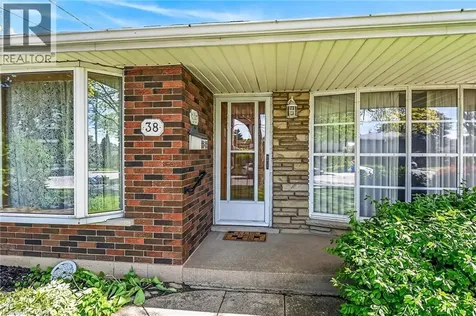 38 Tyrone Drive Hamilton ON L9C 2M7