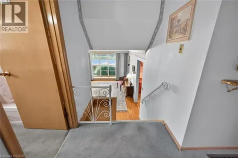38 Tyrone Drive Hamilton ON L9C 2M7