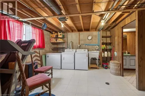 38 Tyrone Drive Hamilton ON L9C 2M7