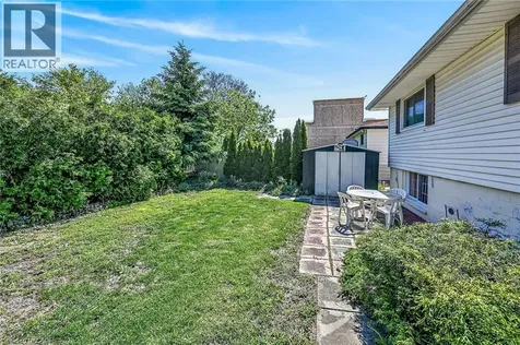 38 Tyrone Drive Hamilton ON L9C 2M7