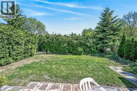 38 Tyrone Drive Hamilton ON L9C 2M7