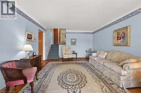 38 Tyrone Drive Hamilton ON L9C 2M7