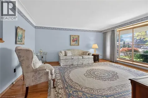 38 Tyrone Drive Hamilton ON L9C 2M7