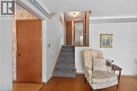 38 Tyrone Drive Hamilton ON L9C 2M7