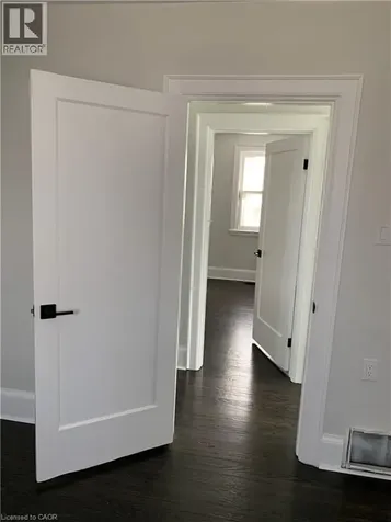 21 Haddon Avenue South Hamilton ON L8S 1X5