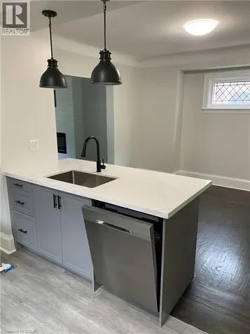 21 Haddon Avenue South Hamilton ON L8S 1X5