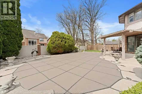 268 Majestic Drive Lakeshore ON N8N 4K7