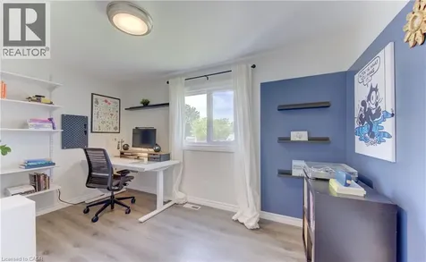 1828 Earlwood Drive Cambridge ON N3H 5A3