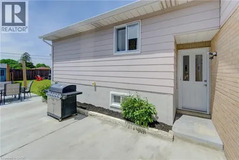 1828 Earlwood Drive Cambridge ON N3H 5A3