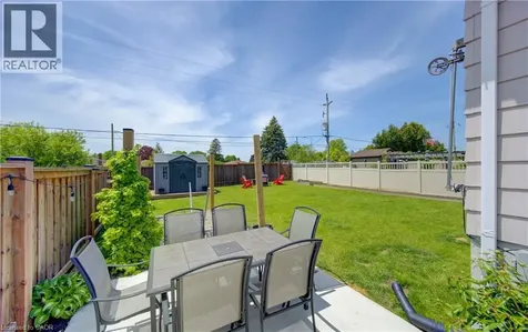 1828 Earlwood Drive Cambridge ON N3H 5A3