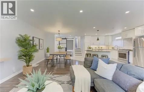 1828 Earlwood Drive Cambridge ON N3H 5A3