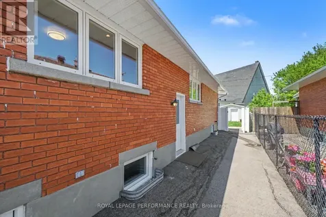 615 Quebec Street Ottawa ON K1K 0Z4