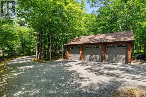 216 Connies Lane Rideau Lakes ON K0G 1X0