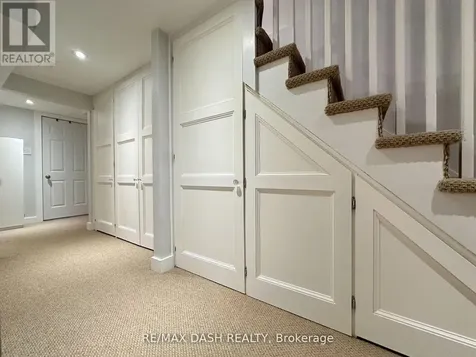 24 Berkshire Avenue Toronto (south Riverdale) ON M4M 2Z6