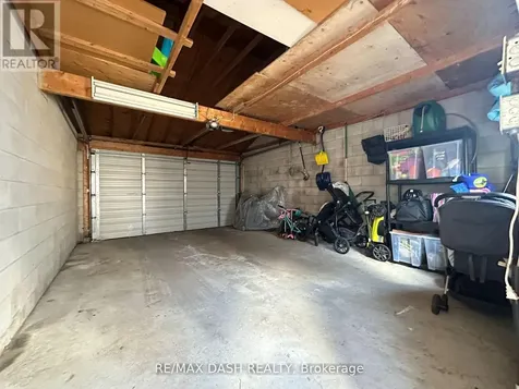 24 Berkshire Avenue Toronto (south Riverdale) ON M4M 2Z6