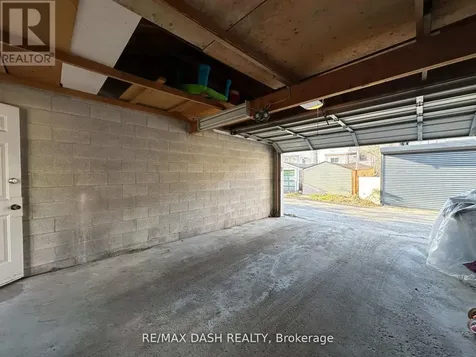 24 Berkshire Avenue Toronto (south Riverdale) ON M4M 2Z6