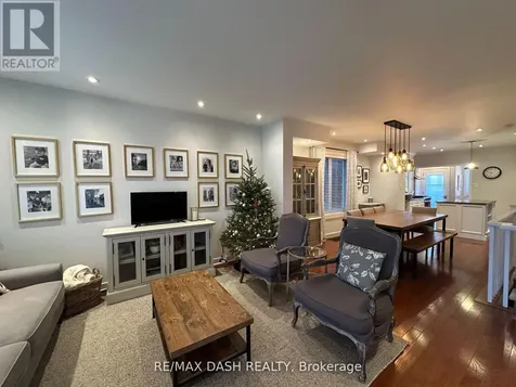 24 Berkshire Avenue Toronto (south Riverdale) ON M4M 2Z6