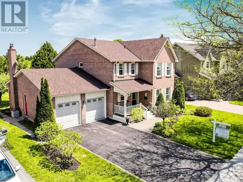 75 Quaker Village Drive Uxbridge ON L9P 1A3