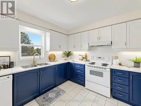 75 Quaker Village Drive Uxbridge ON L9P 1A3