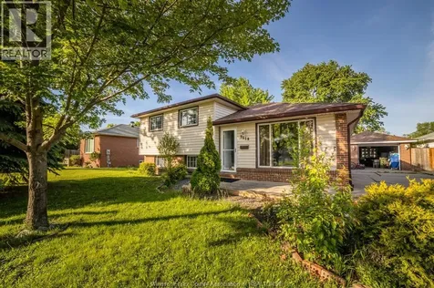 3018 Grandview Street Windsor ON N8T 2L9